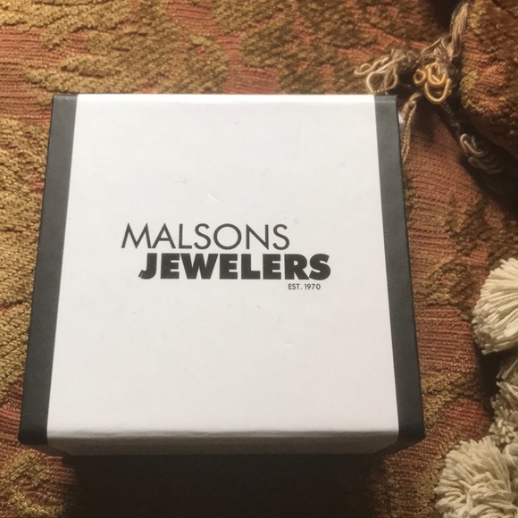 Sterling silver w/rhinestone interlocking necklace - Picture 7 of 8